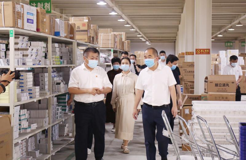 商丘市梁園區(qū)委書記張兵到河南省一順?biāo)帢I(yè)現(xiàn)場辦公